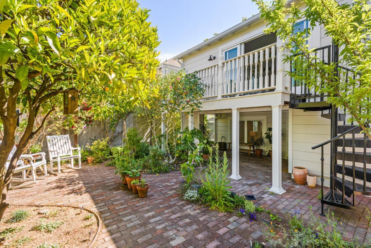 Garden Level Flat In 1885 Queen Anne Victorian In